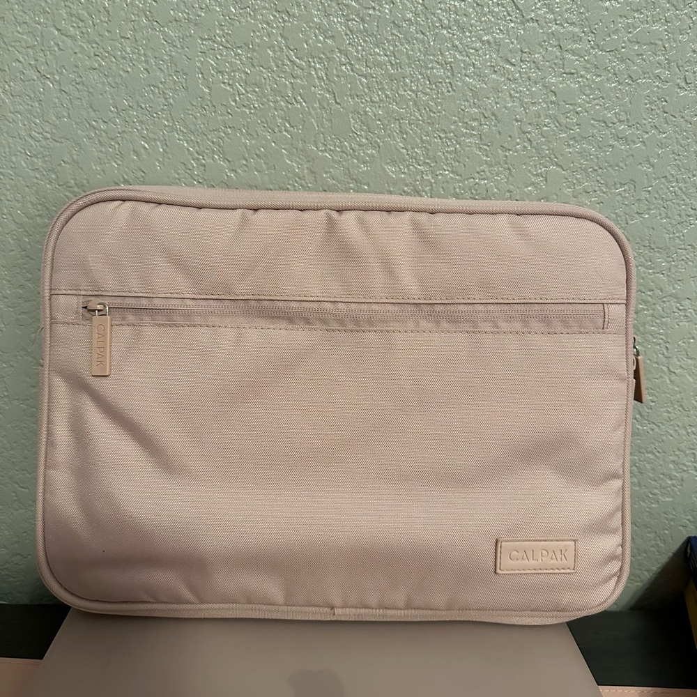 Calpak Padded Laptop Case